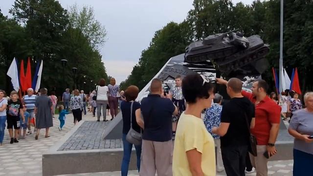 VLOG 05.08.2021 г День города/ Летучая мышь/ Воздушные шары/ Парк Победы смотреть онлайн