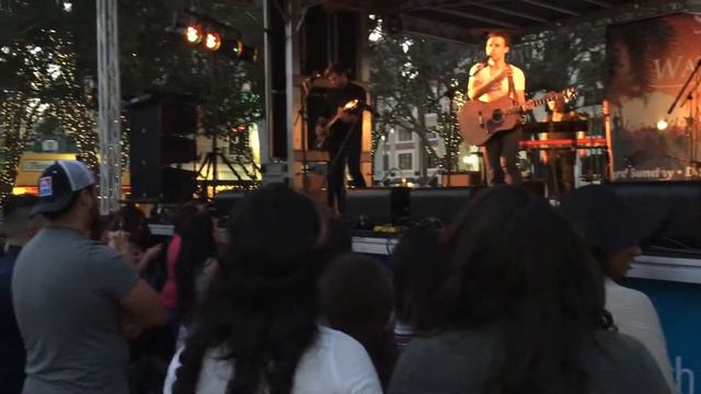 Korey's Krew - Rex, Brandon, Katelyn, Blair and Korey at the Kris Allen Concert смотреть онлайн