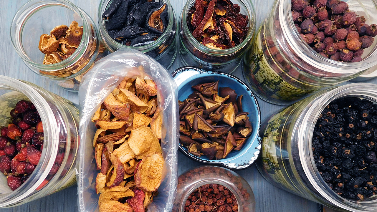 Как правильно хранить сухофрукты ??? в домашних условиях смотреть онлайн