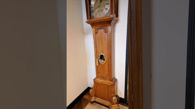 НАПОЛЬНЫЕ ЧАСЫ , ДОСТОЙНЫЕ ЛЮБОГО МУЗЕЯ. ПРОИЗВЕДЕНЫ В АМСТЕРДАМЕ ДО 1750 ГОДА МАСТЕРОМ GERRIT KNIP смотреть онлайн