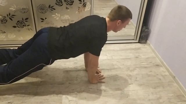 Шесть разных видов отжиманий по сложности!!!!!!! смотреть онлайн