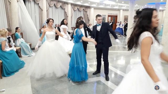 Мазурка Нева. Бал Снегурочки смотреть онлайн