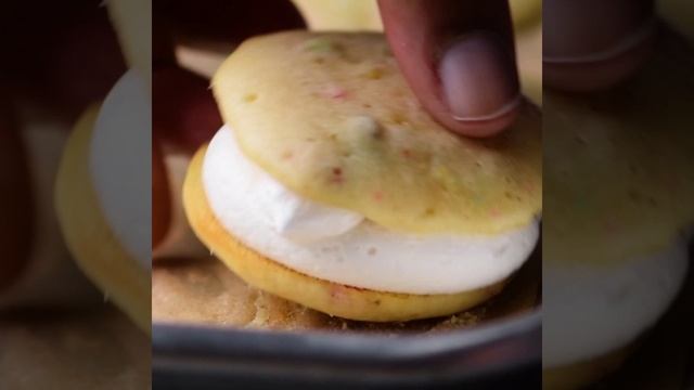 Хлопья для завтрака без чашки! Вкусные десерты для детей смотреть онлайн
