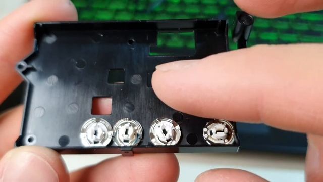 Dualshock 4 / ремонт правого аналога смотреть онлайн