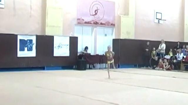 смирнова Настя мяч2002.MP4 смотреть онлайн