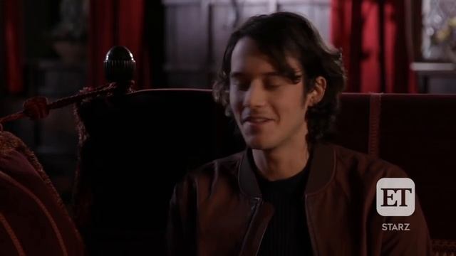 EXCLUSIVE: 'Outlander' Star César Domboy Reveals His Favorite Fergus Mannerisms! смотреть онлайн