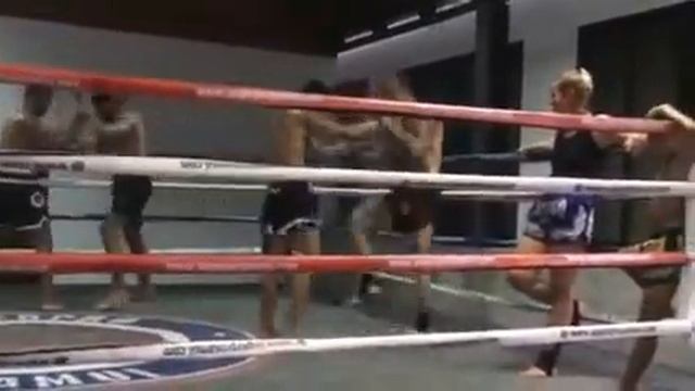 Анатолий Шпонарский Кенг Суперпро Клинч Тайский Бокс смотреть онлайн