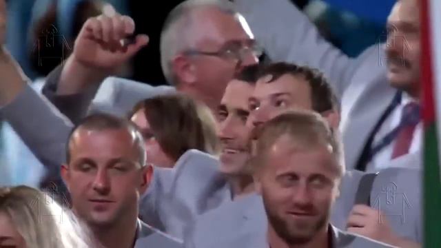 Делегация Белоруссии несёт Флаг России на церемонии открытия Паралимпиады 2016 смотреть онлайн
