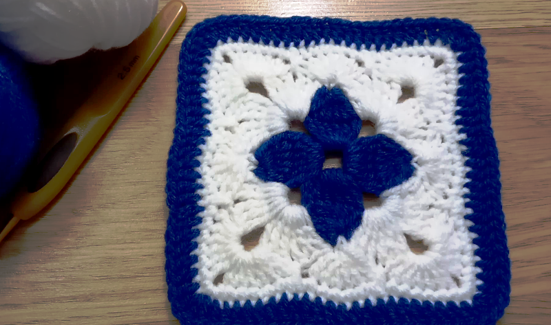 Квадратный МОТИВ крючком. Интересная модель смотреть онлайн