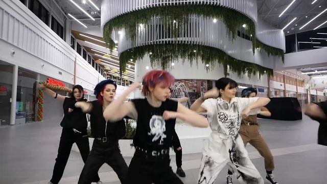 [K-POP IN PUBLIC ONE TAKE] Stray Kids - Back Door Dance Cover by training for the ballet, potter? смотреть онлайн