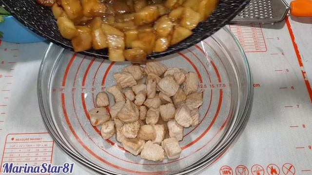 МЕГА ВКУС СУПЕР РЕЦЕПТ ? Салат с ФАСОЛЬЮ БАКЛАЖАНАМИ и КУРОЧКОЙ ? НЕВЕРОЯТНО ВКУСНО СЫТНО БЮДЖЕТНО смотреть онлайн