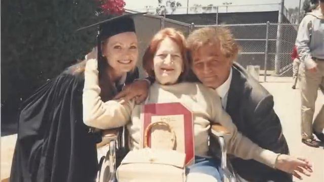 Peter Falk & Alyce Falk with Daughters, Jackie & Catherine Falk смотреть онлайн