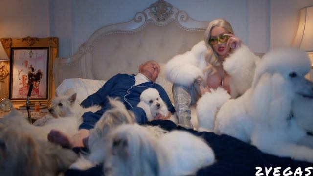 Started [Please Me Remix] Iggy Azalea x Bruno Mars смотреть онлайн