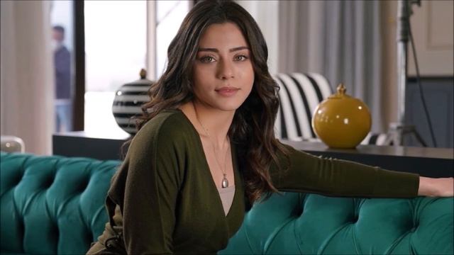 Entrevista con Sıla Türkoğlu y Halil İbrahim Ceyhan смотреть онлайн