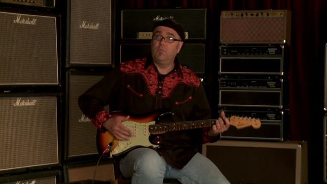 Fender Custom Shop 1960 Stratocaster Relic • SN: R57336 смотреть онлайн