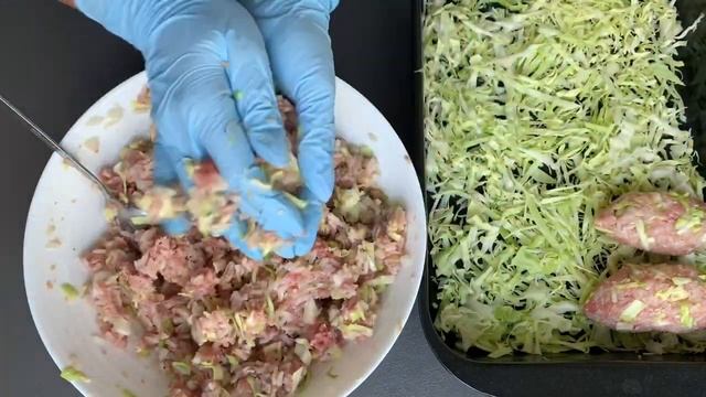 Мега Вкусные и Быстрые Ленивые Голубцы с подливкой в Духовке! Они вам обязательно понравятся! смотреть онлайн