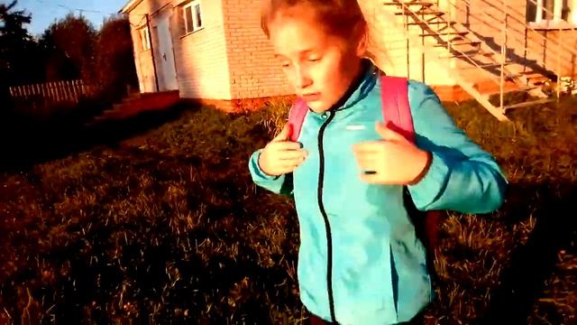 Типы людей по дороге из школы домой? смотреть онлайн