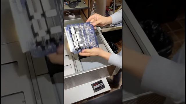 Reparación de Mac Pro смотреть онлайн