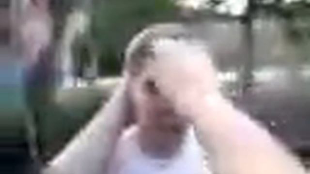 Якобы пробку ко лбу прилепили смотреть онлайн