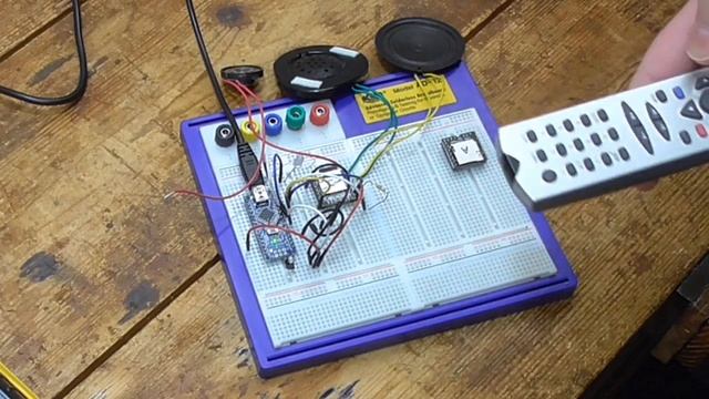 MP3 player/adapter for gramophone (with IR remote control!) смотреть онлайн