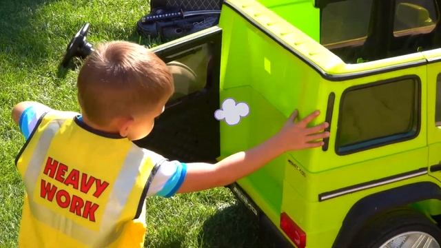 Тракторист помогает другу и весёлые истории про машинки