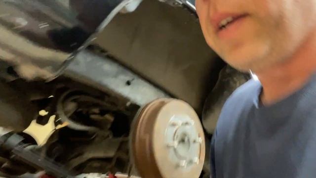 EP. 2 1995 Nissan D21 Hardbody 3in Drop Rear Leaf Springs Installed смотреть онлайн