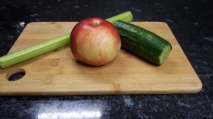 Салат с сельдереем