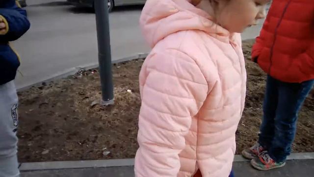 Третья часть второй он непришол он здесь будет мы его набюм у его будет большой прис смотреть онлайн