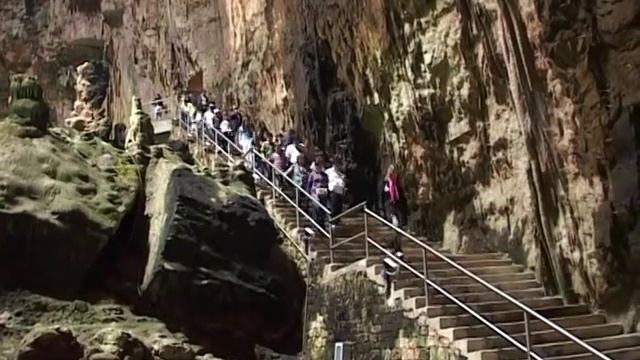 Grotte di Castellana - Video istituzionale (FONTE GROTTE DI CASTELLANA) смотреть онлайн