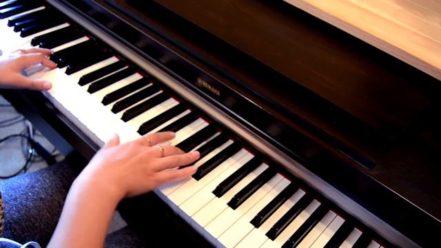 Нюша / Nyusha – Целуй (Piano Version) (пианино версия) смотреть онлайн