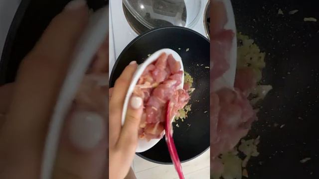 ГОТОВИМ НЕВЕРОЯТНУЮ ПАСТУ!!!!!! КУРОЧКА В СЛИВОЧНОМ СОУСЕ смотреть онлайн