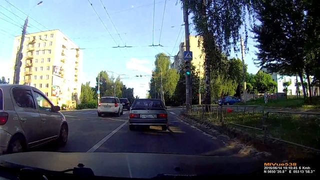 Нежданчик в виде ауди. смотреть онлайн