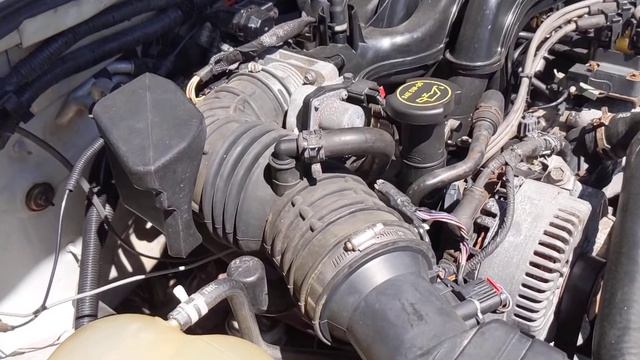 2004 Ford Explorer engine running, rough idle смотреть онлайн
