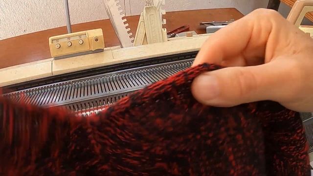 poncho quadrado inteiriço feito em máquina de tricô смотреть онлайн