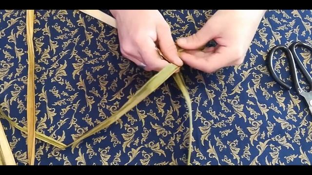 «Токмо по средам». Плетение из рогоза. Очелье смотреть онлайн