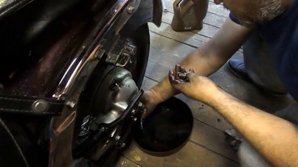 замена масла в кардане в Yamaha XVS 400|oil change in cardan in Yamaha XVS 400