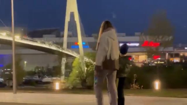 ОПРОС В МОСКВЕ ЧТО ДУМАЮТ ПРО СТРОИТЕЛЬСТВО МЕЧЕТИ смотреть онлайн