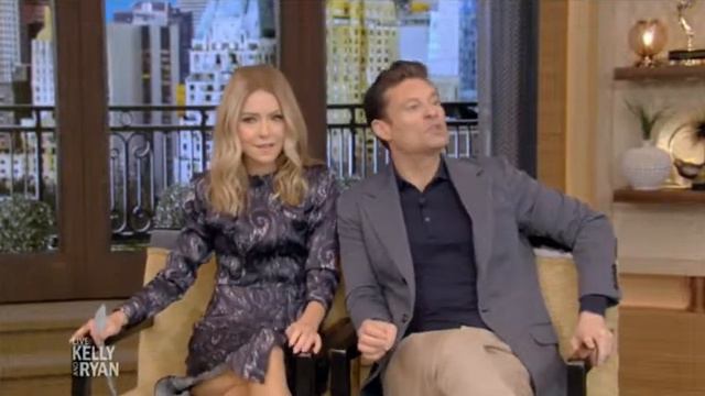 ABC's Super Hot Kelly Ripa On 020823 смотреть онлайн