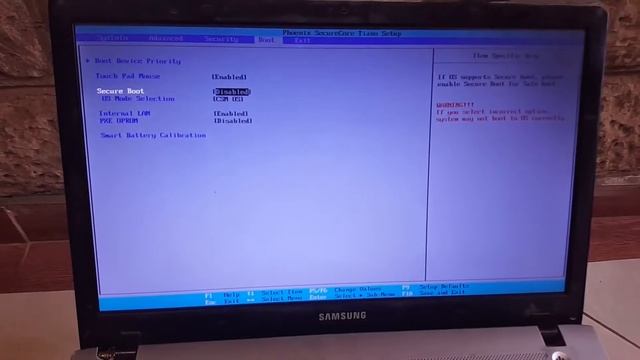 Boot from USB Drive in Samsung Laptop смотреть онлайн