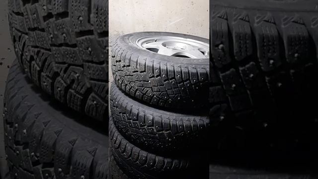 Continental Conti Ice Contact 2