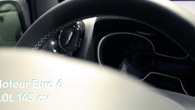 Mini van aménagé Adria ACTIVE 2020 sur Renault Trafic смотреть онлайн