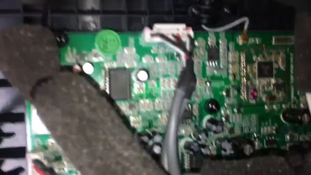 ION Road Warrior Disassembly & look inside for circuit repair смотреть онлайн