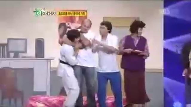 Федор Емельяненко в японском телешоу.flv смотреть онлайн