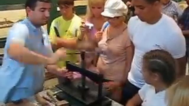 Как делают папирус 1 смотреть онлайн