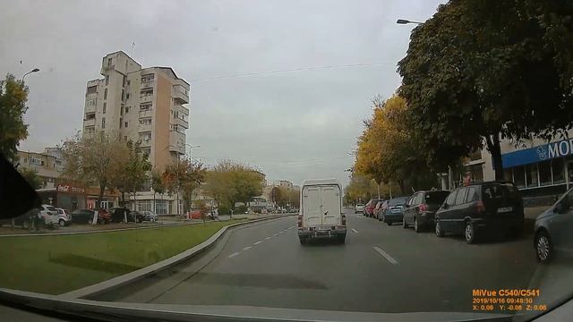 Mio MiVue C541 - Sample Video - Day смотреть онлайн