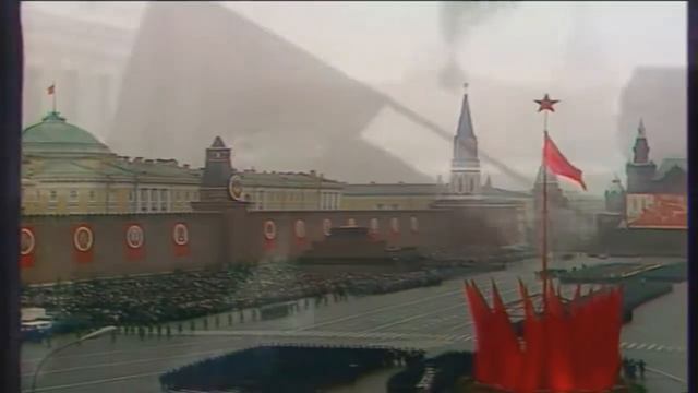 Ленин спасайся! В Харькове снесли памятник Ленину 29.09.14 смотреть онлайн