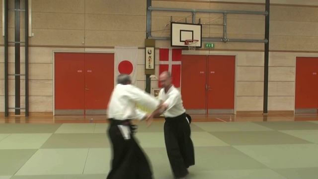 4 Ёкоменути (Гяку) Нанаминаге