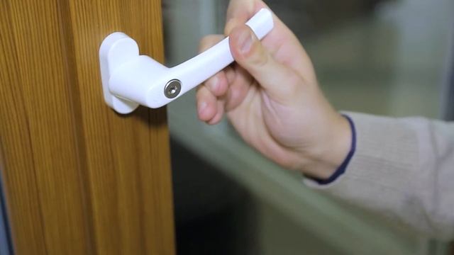 Окно для безопасности детей "Динал" смотреть онлайн