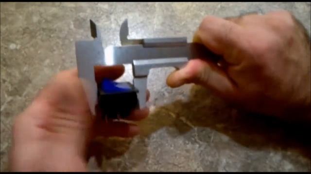 Видео обзор выключателя 250 Вольт из Китая смотреть онлайн