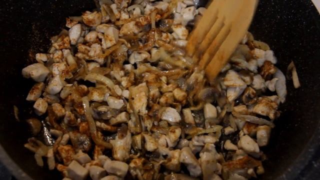 Простой рецепт БЛИНОВ на молоке. Самые вкусные блины. Блины с мясом. смотреть онлайн